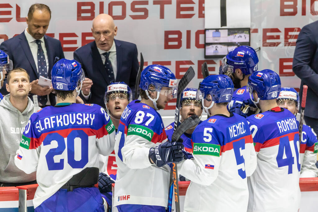 Slovenskí hokejisti sa na majstrovstvách sveta zatiaľ strelecky trápia.