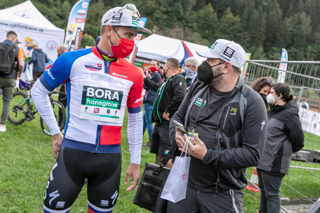 Na snímke je Peter Sagan počas druhej etapy cyklistických pretekov Okolo Slovenska s cieľom v Dolnom Kubíne.