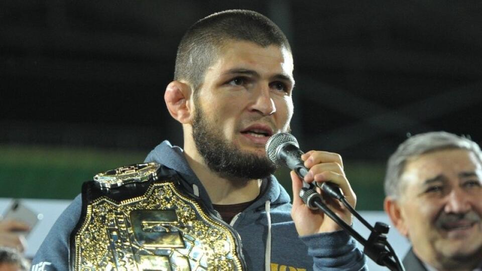 Khabib sa do ringu už nechce vrátiť.