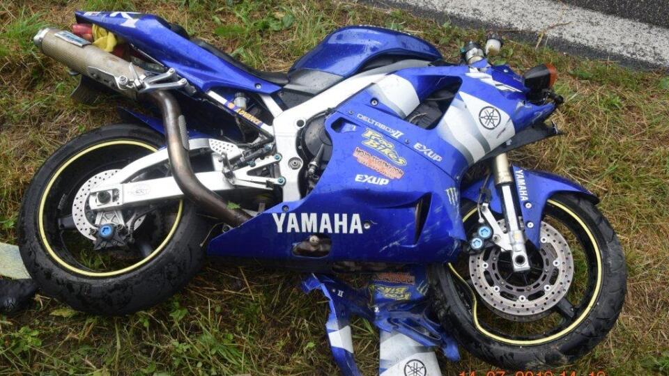 Pri dopravnej nehode v Beckove zahynul motorkár z okresu Trenčín