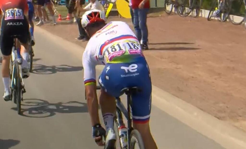 Sagan zažil v 5. etape tvrdý pád, kvôli ktorému zaostal a nebojoval o víťazstvo.