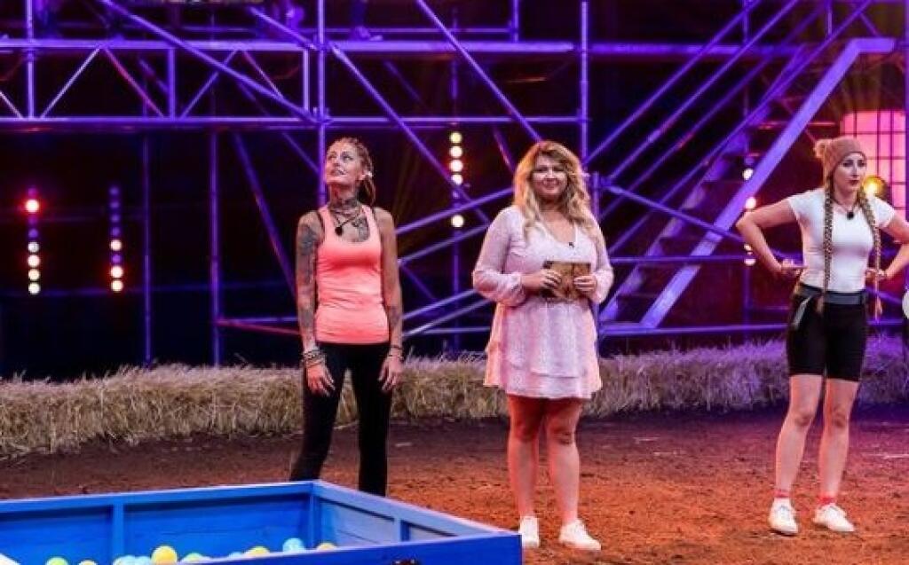 Luna vyhrala duel proti Monike na začiatku Farmy.