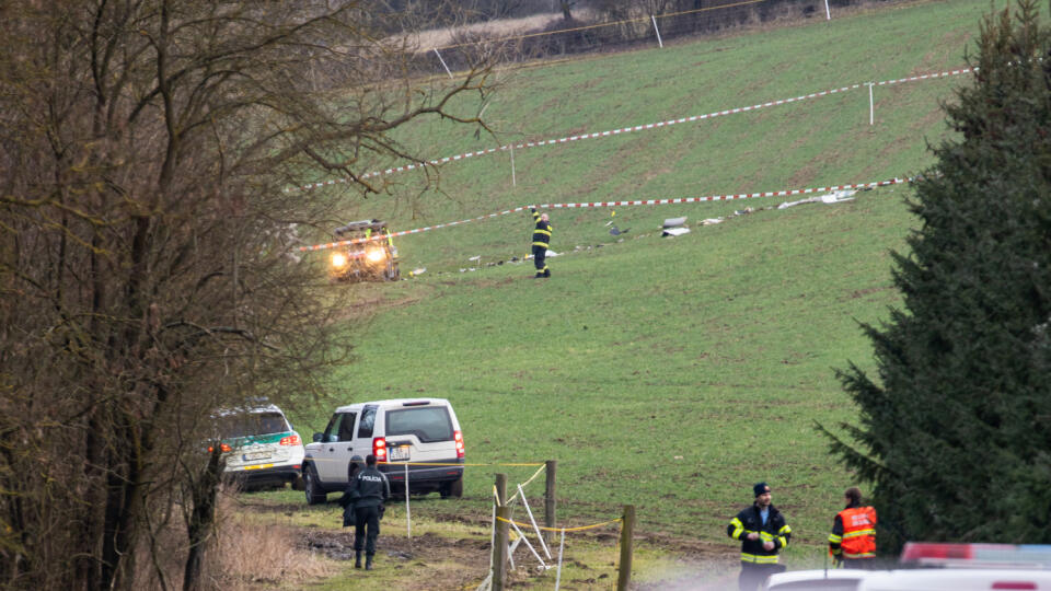 Havária malého motorového lietadla pri obci Trenčianske Stankovce.