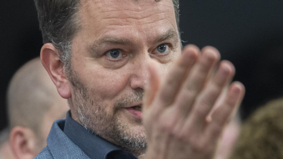 Poslanci parlamentu SR neschválili vydanie do väzby poslanca Roberta Fica (Smer-SD) počas 65. schôdze Národnej rady SR. Za vzatie Fica do väzby boli všetci poslanci SaS, ako aj väčšina poslancov OĽANO s výnimkou Romany Tabák, ktorá nehlasovala, a Kataríny Hatrákovej, ktorá sa zdržala. Na snímke podpredseda vlády SR a minister financií SR Igor Matovič (OĽaNO) počas tlačovej konferencie 4. mája 2022 v Bratislave. FOTO TASR - Martin Baumann