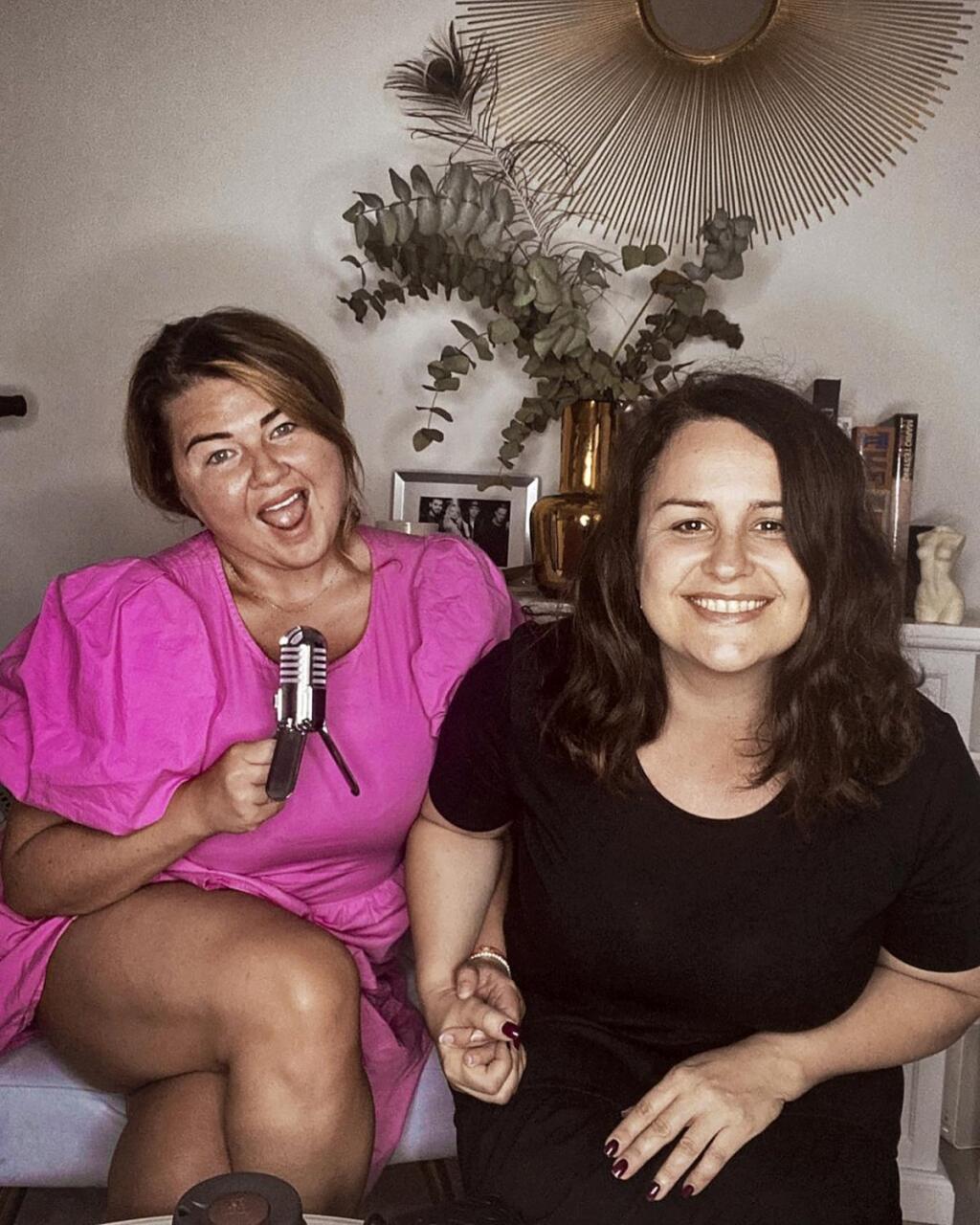 EXPERTKY NA VZŤAHY
S komičkou Evou Evelyn
Kramerovou majú vlastný podcast,
kde sa zaoberajú aj rozchodmi.