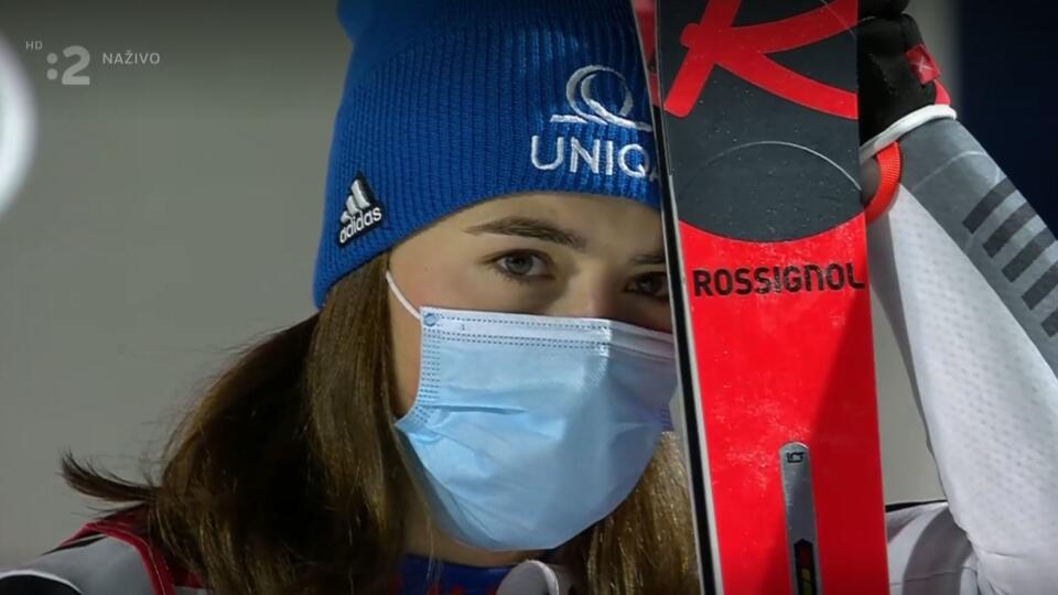 Petra Vlhová pokračuje vo famóznej forme, keď ovládla aj paralelný obrovský slalom v rakúskom Lech Zürs. Víťazné preteky mali nečakanú bodku.