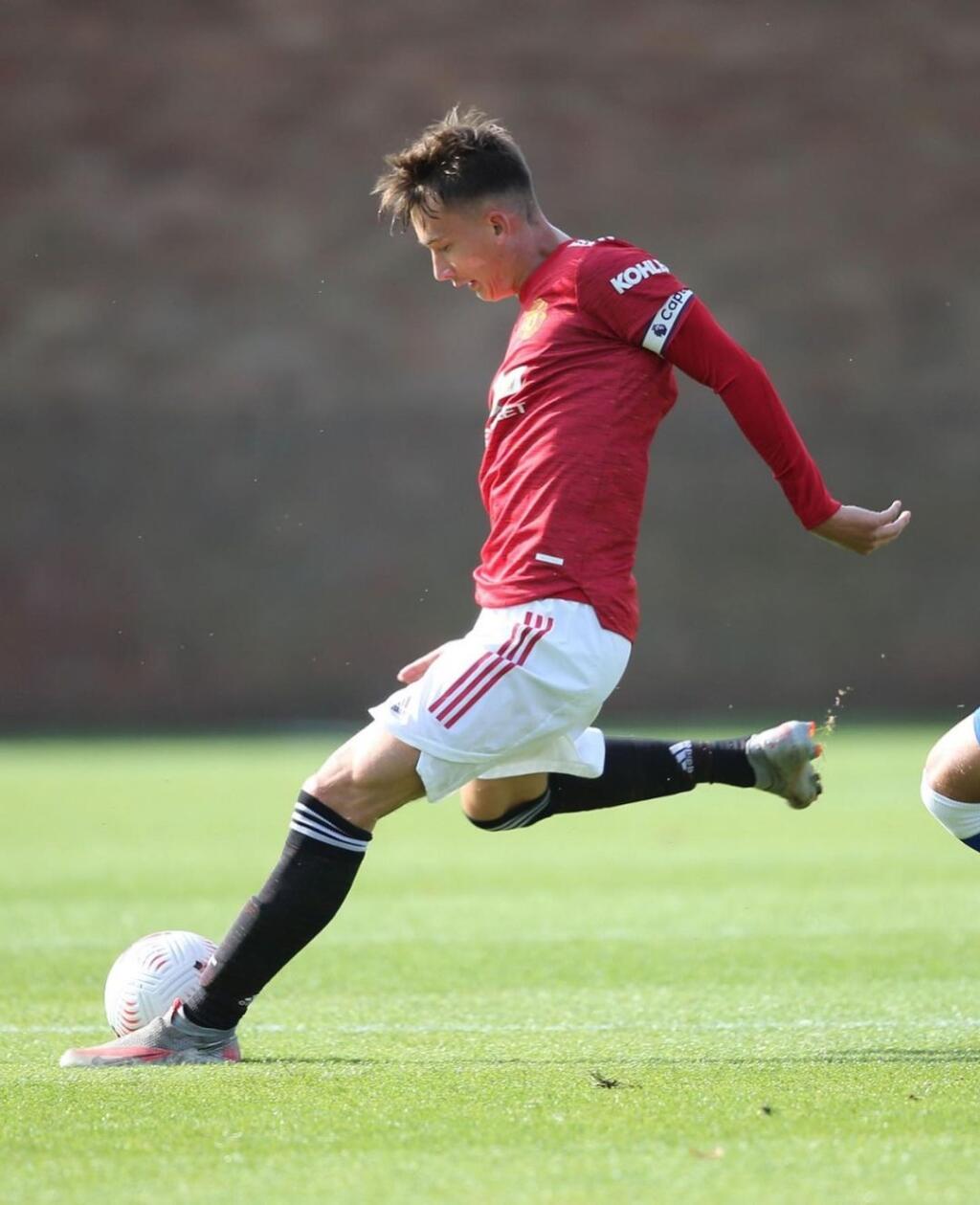 Talentovaný slovenský futbalista odmalička fandil Manchestru United a už päť rokov je aj jeho súčasťou.