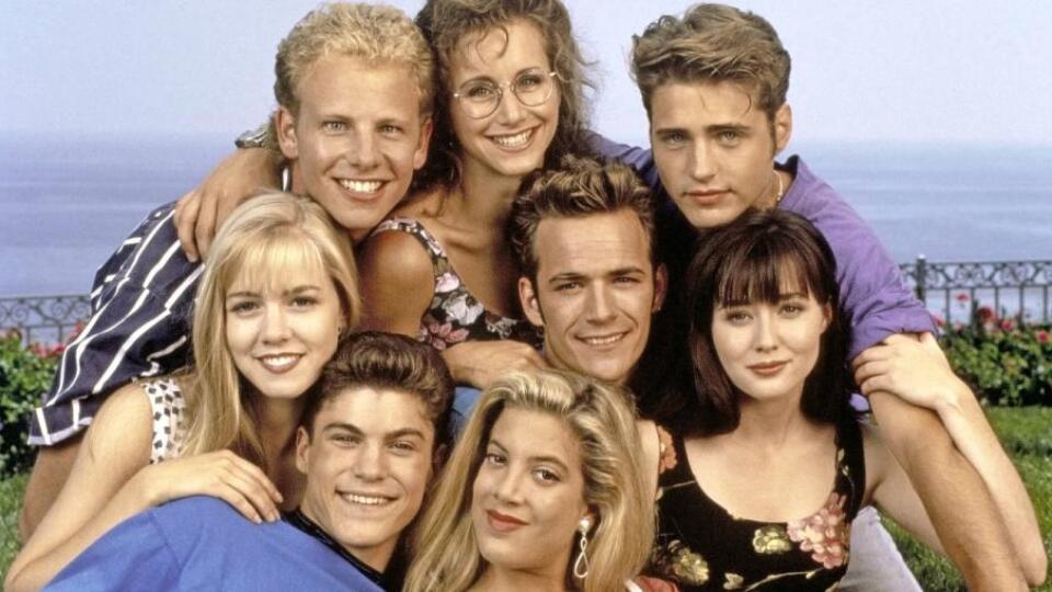 Beverly Hills 90210 je legendárnym seriálom.