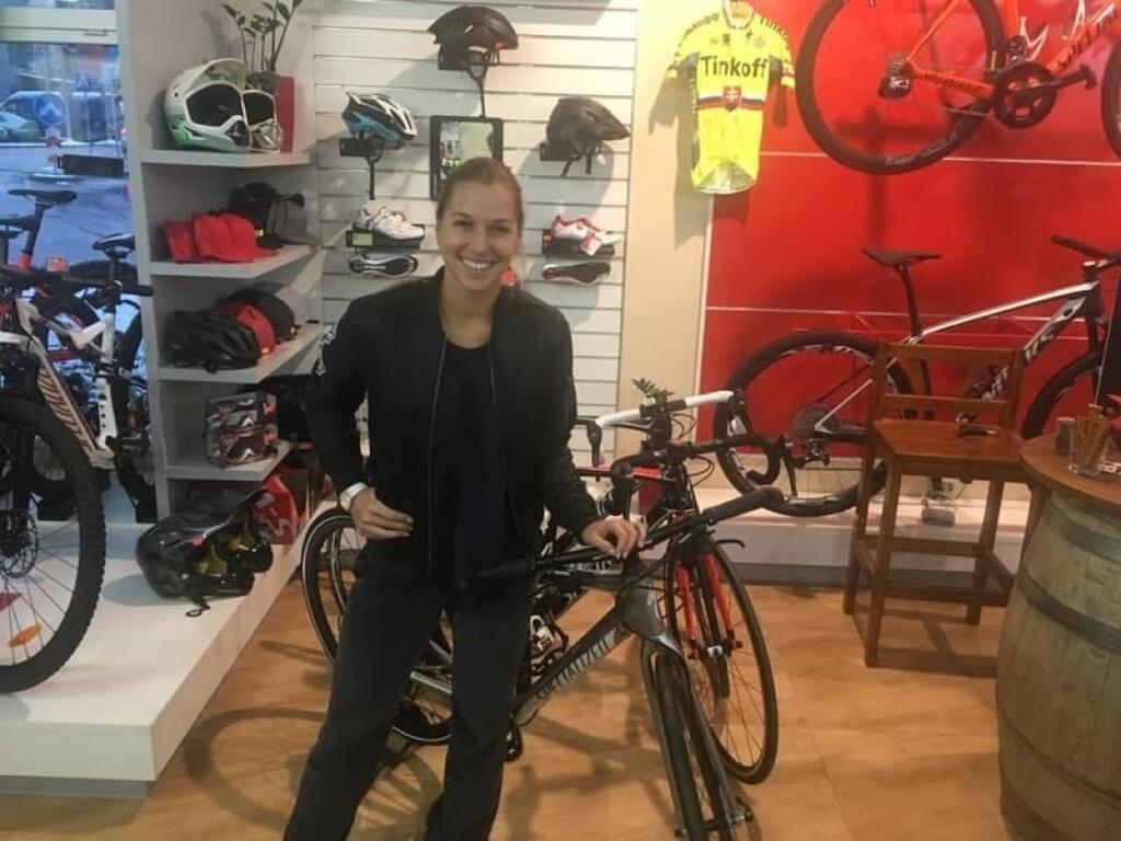 Cibulkovej ukradli bicykel vlani v júni. Sponzori sa však nenechali zahanbiť a vybavili jej nový. Je rovnakej značky, akú osedláva Peter Sagan.