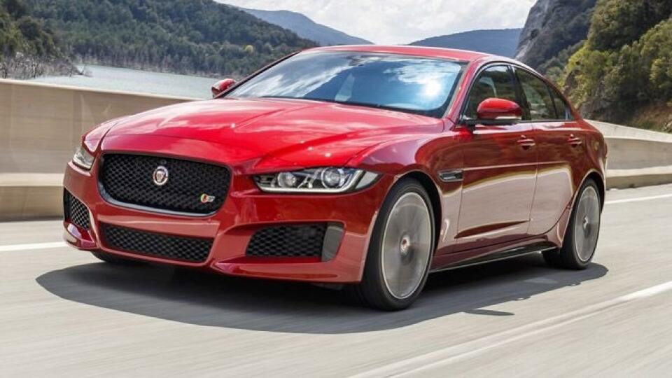 Jaguar XE S