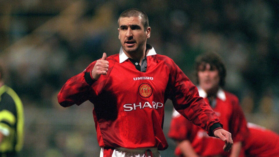 Eric Cantona hviezdil v drese Manchestru United.