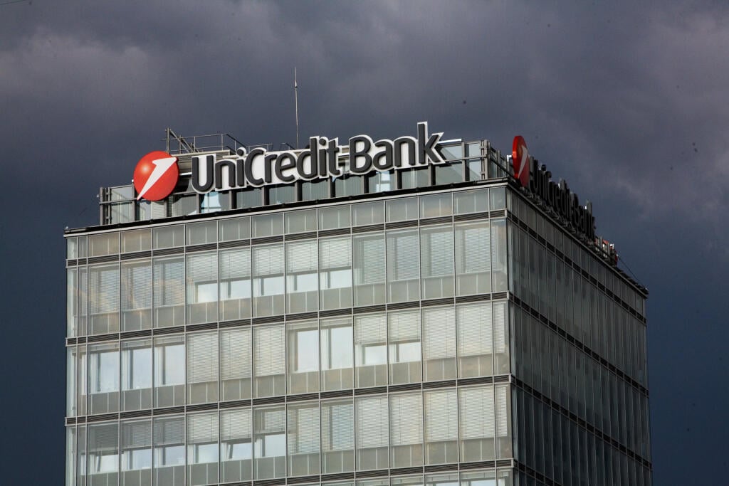 UniCredit