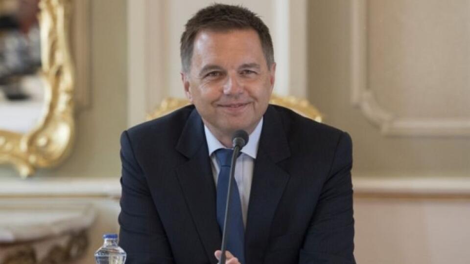 Súčasný guvernér Národnej banky Slovenska Peter Kažimír.