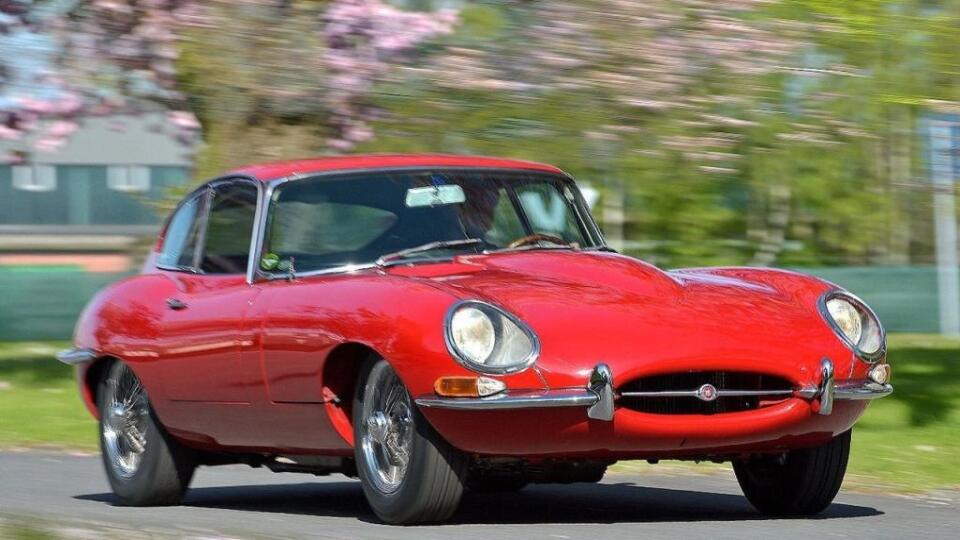 Jaguar E-Type.