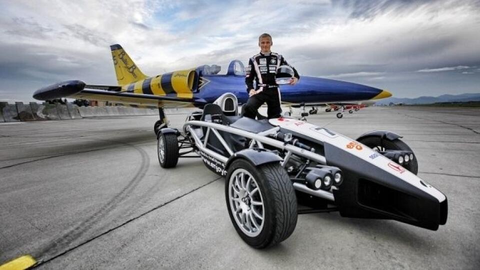 ikona Ariel Atom rýchlejší než L-39 Albatros