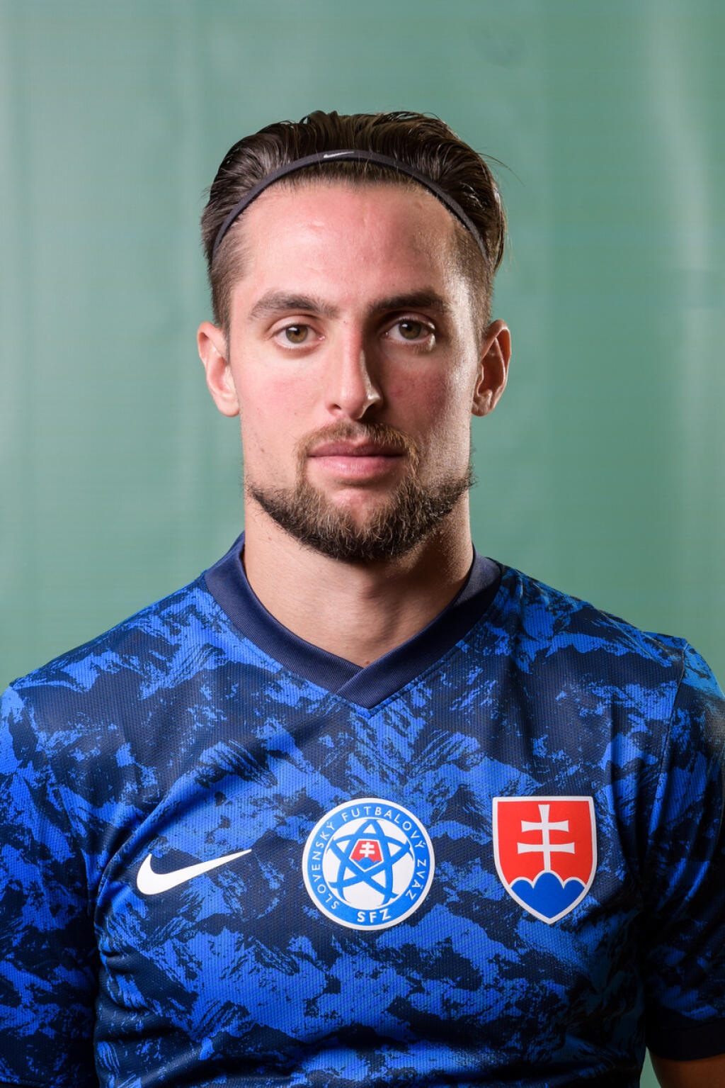 RÓBERT MAK. Známka od Kociana: 1-