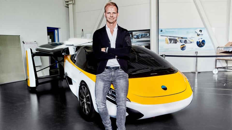 Na snímke predseda dozornej rady spoločnosti Aeromobil Patrick Hessel.