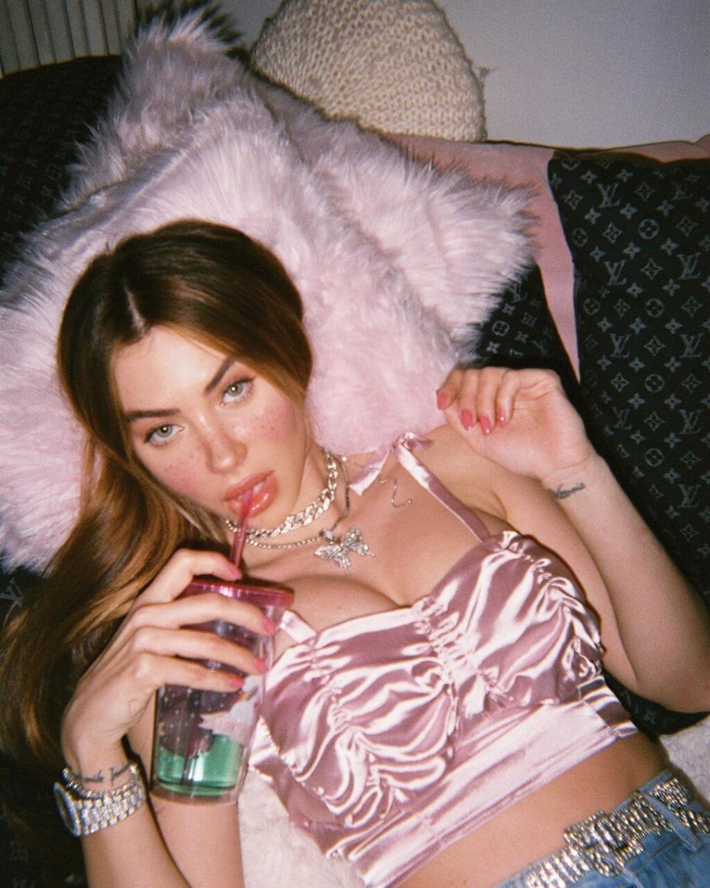 Sexi Valentina Fradegrada sa chváli na sociálnych sieťach aj takýmito pikantnými zábermi.