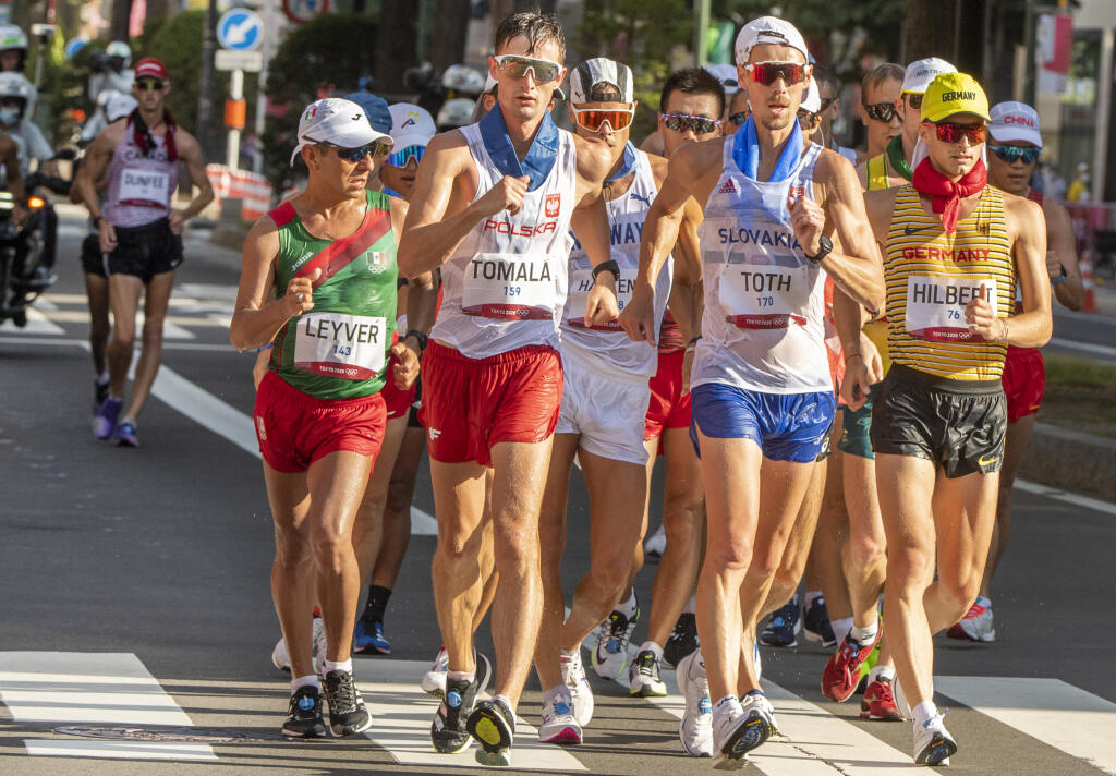 Na snímke slovenský reprezentant v chôdzi na 50 km Matej Tóth počas pretekov na XXXII. letných olympijských hrách 2020 v japonskom Sappore v piatok 6. augusta 2021. FOTO TASR - Martin Baumann