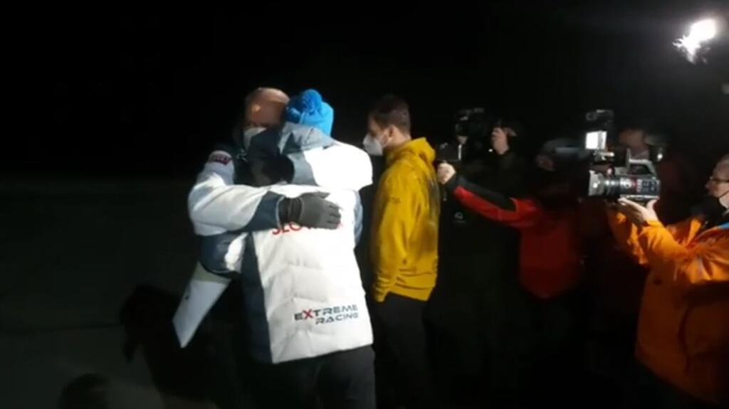 Svoju dcéru prišiel na letisko počkať otec Igor. Vicemajsterku sveta poriadne vystískal.