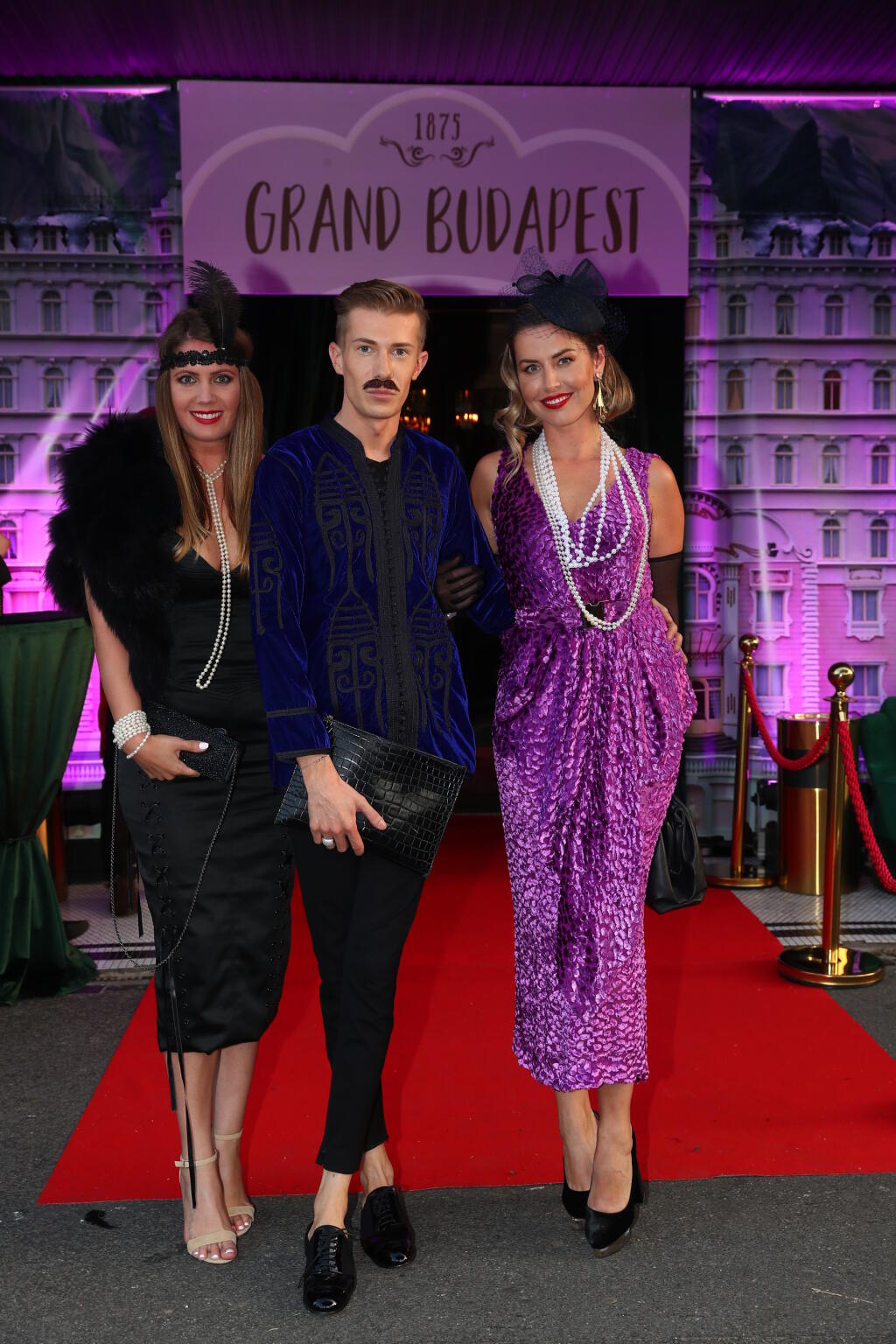 Miss Universe 2002 Eva Rezešová (vľavo) a známy kaderník, vizážista Patrik Suši Veselý