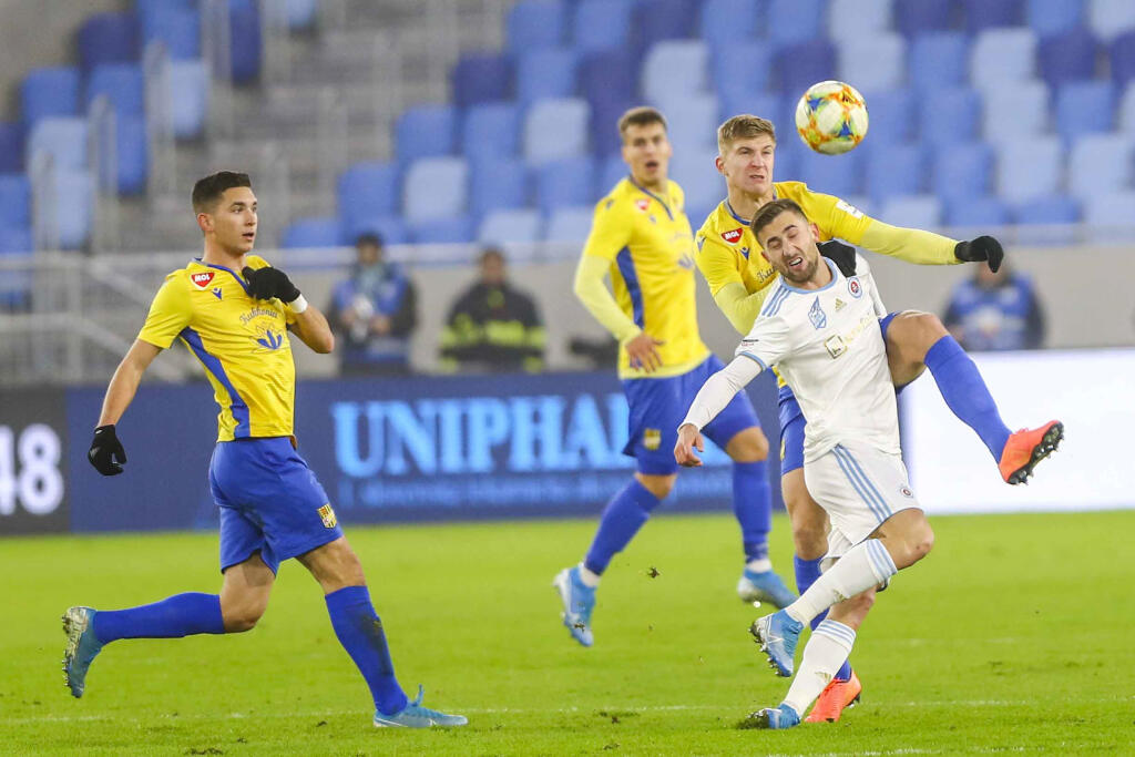 na snimke - ŠK Slovan Bratislava - FC DAC 1904 Dunajská Streda - Fortuna Liga 2019-2020