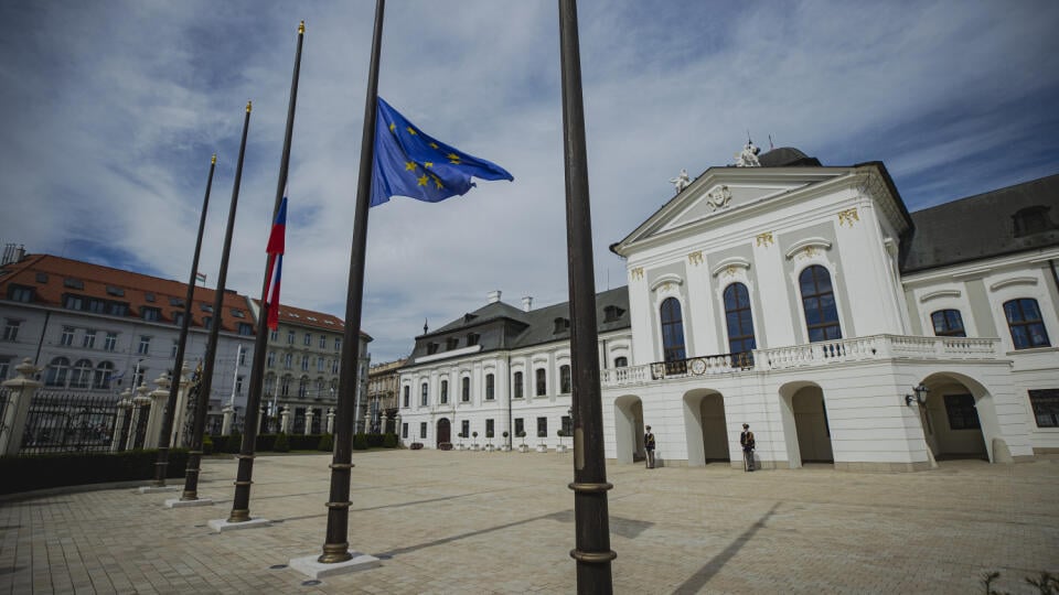 Prezidentský palác čaká na nového prvého občana Slovenskej republiky.