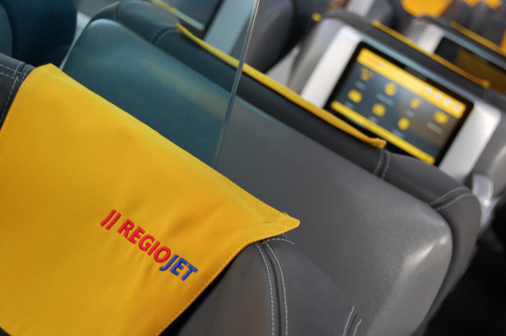 RegioJet logo
