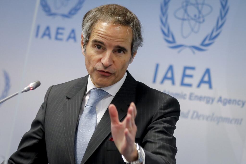 KK55 Viedeň - Riaditeľ Medzinárodnej agentúry pre atómovú energiu (MAAE) Rafael Mariano Grossi hovorí na tlačovej konferencii po mimoriadnom zasadnutí Rady guvernérov MAAE o situácii na Ukrajine 2. marca 2022 vo Viedni. FOTO TASR/AP

IAEA Director General Rafael Mariano Grossi speaks at a press conference after the IAEA Board of Governors meeting on the Situation in Ukraine at the Agency's headquarters in the Vienna International Centre in Vienna, Austria, Wednesday, March 2, 2022. (AP Photo/Lis