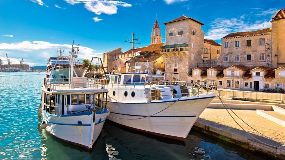 Mesto Trogir je pod záštitou UNESCO, Chorvátsko.
