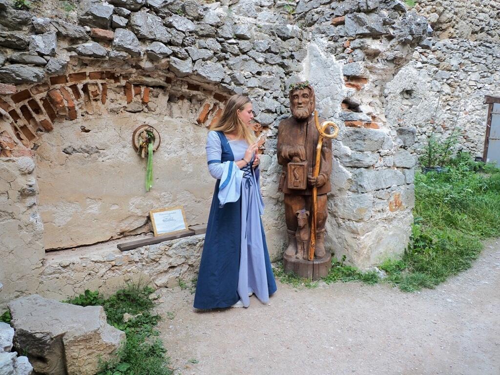 Hrad Tematín je dominantou stredného Považia.