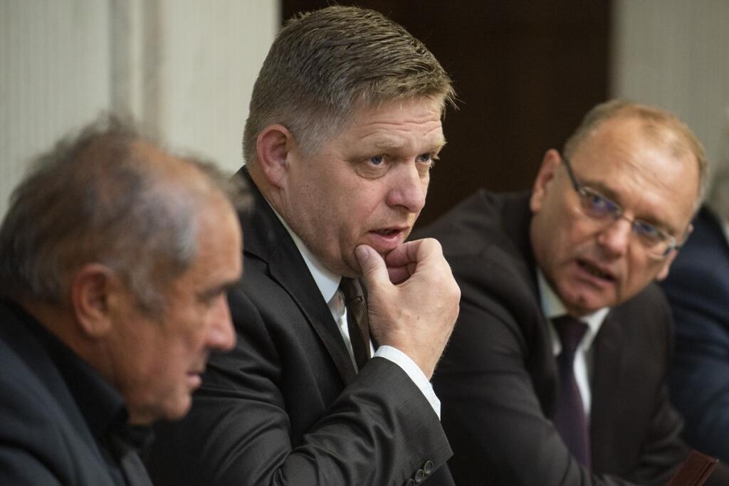 SR Bratislava NRSR Schôdza Parlament BAX