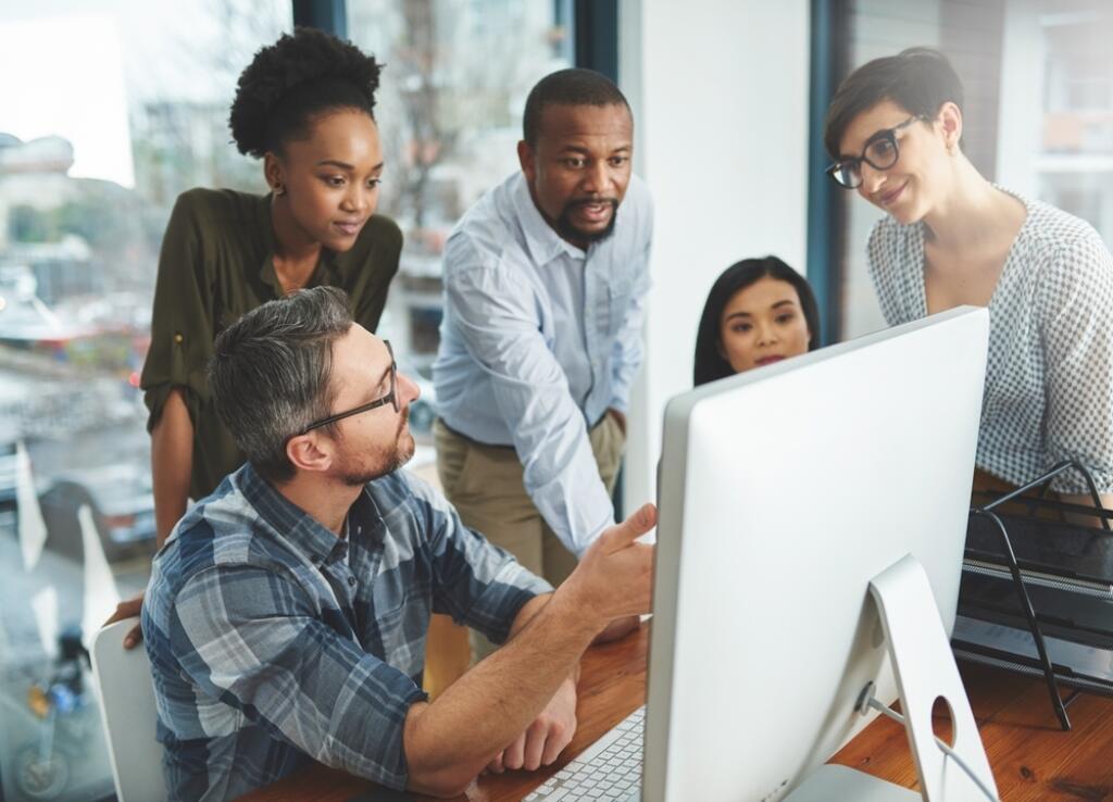 Group,,People,And,Training,In,Startup,With,Computer,,Diversity,In