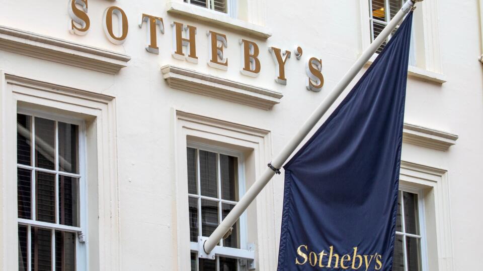London,,Uk,-,March,18th,2024:,The,Exterior,Of,Sotheby’s