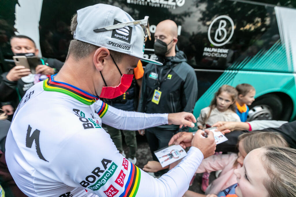 Na snímke je Peter Sagan počas druhej etapy cyklistických pretekov Okolo Slovenska s cieľom v Dolnom Kubíne.