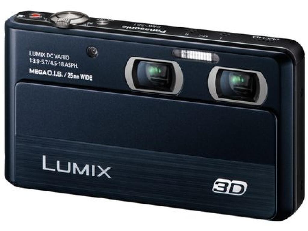 Lumix 3D1 robí všetko naraz