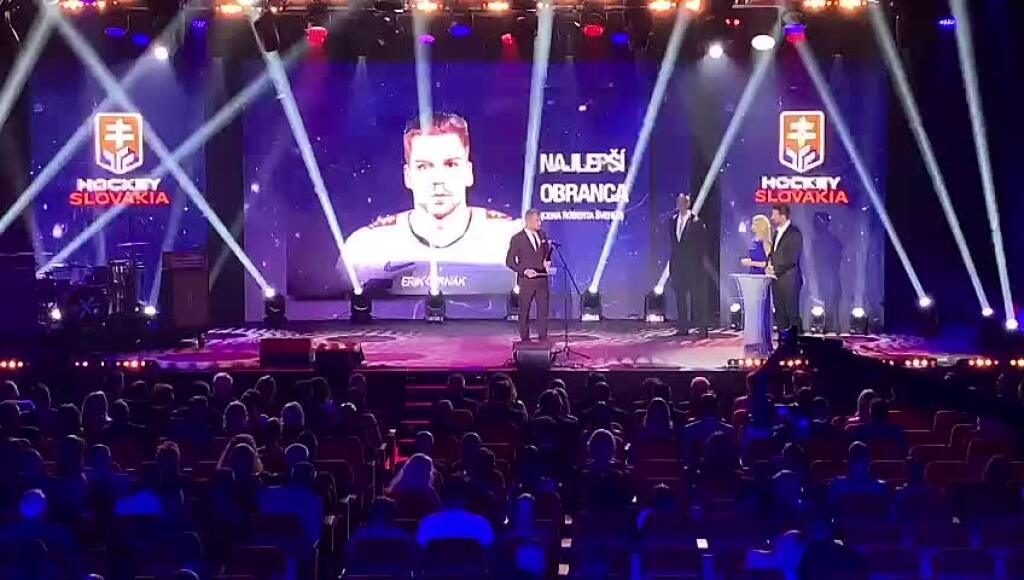 rik Černák získal ocenenie Najlepší obranca