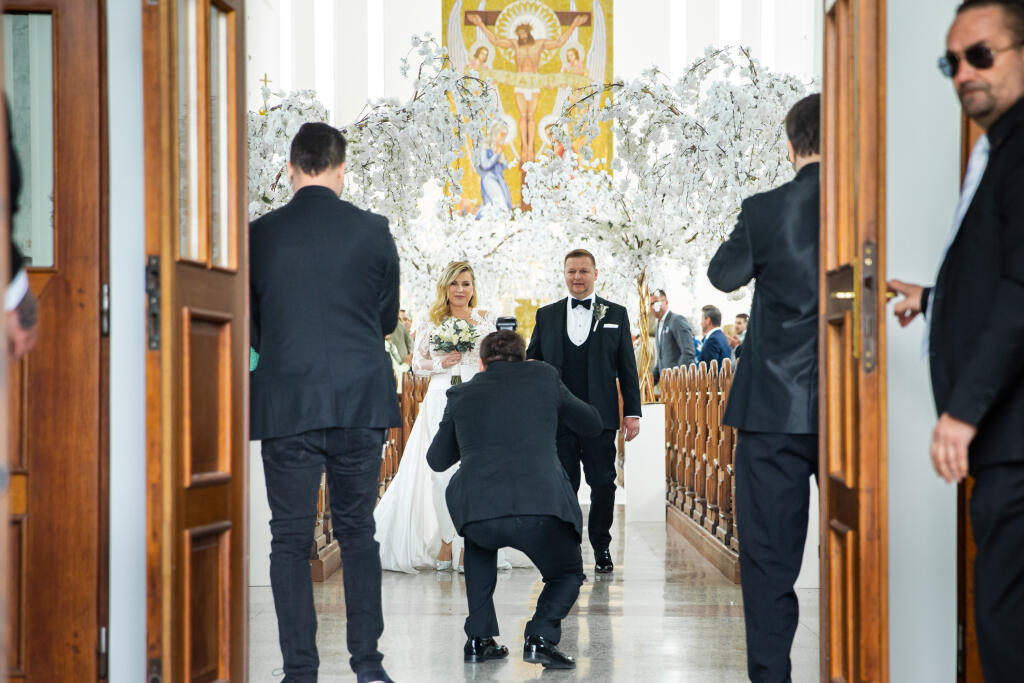 Svadba Gabriely Drobovej a Karola Rumana v Bratislave. Na snímke Gabriela Drobová a Karol Ruman.