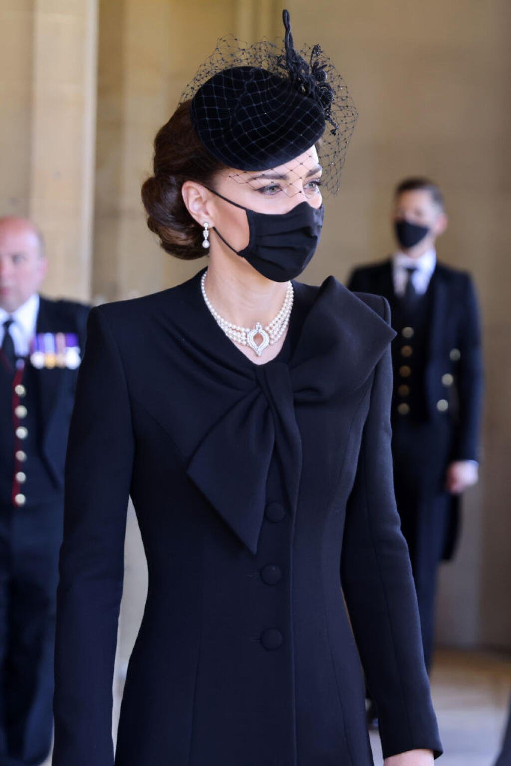 Vojvodkyňa Kate bola na pohrebe princa Philipa veľmi elegantná. Williamova manželka je však neskutočne štíhla, tá že porodila 3 deti?
