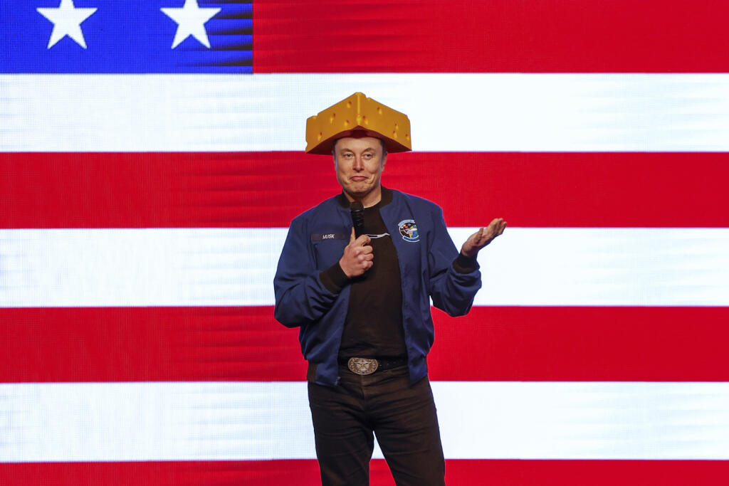 WA 43 archív Green Bay - Na archívnej snímke z 30. marca 2025 miliardár Elon Musk, poradca amerického prezidenta Donalda Trumpa, gestikuluje počas prejavu na radnici v americkom meste Green Bay. Spoločnosť SpaceX poradcu amerického prezidenta Donalda Trumpa a miliardára Elona Muska získala od vlády kontrakt v hodnote niekoľkých miliárd dolárov. SpaceX má svojimi raketami vyniesť do vesmíru vojenské satelity, píše TASR podľa správy agentúry DPA. FOTO TASR/AP

Elon Musk speaks at a town hall in Gr
