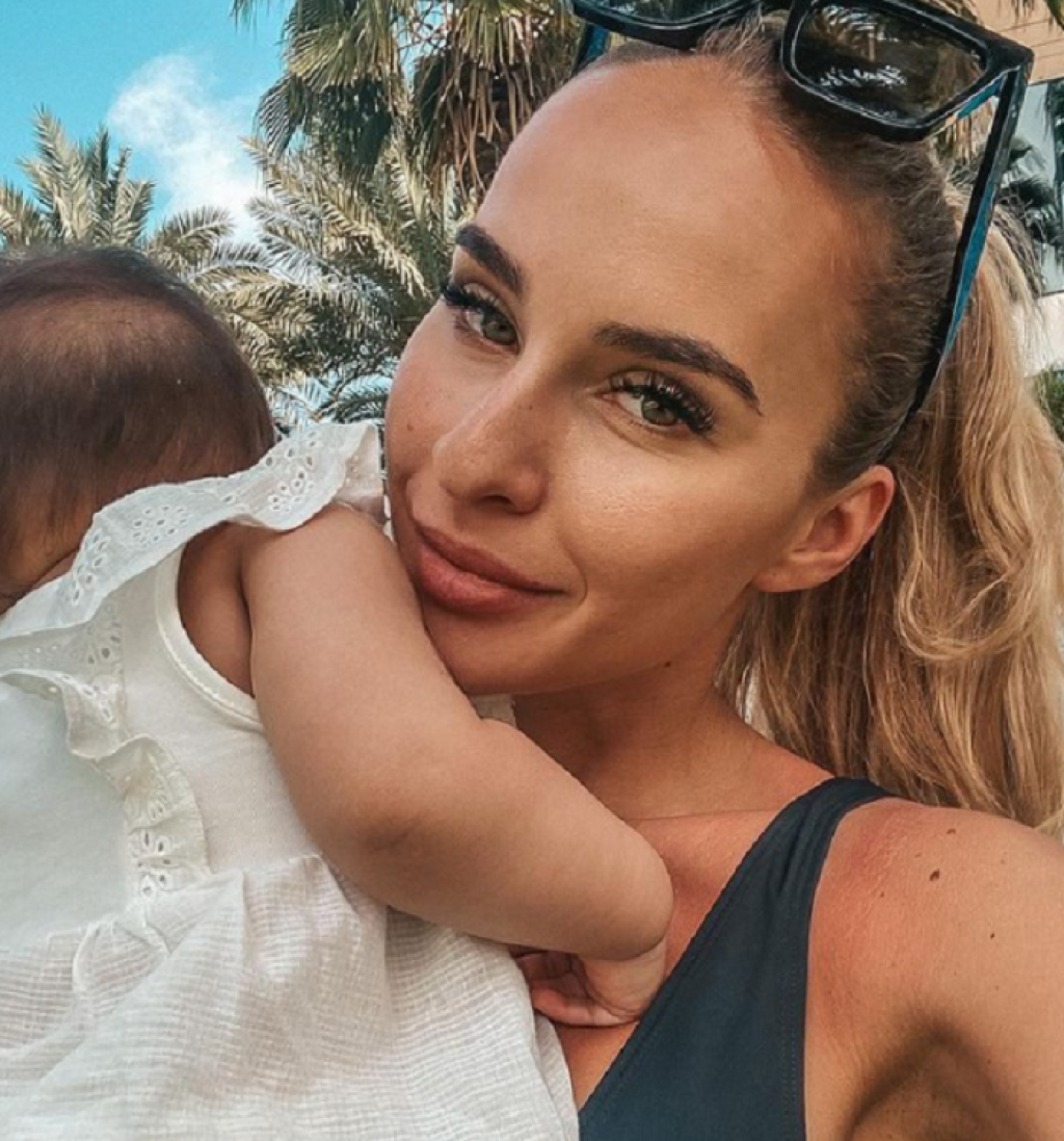 Dcéra Lucie Mokráňovej oslavuje jeden rok.