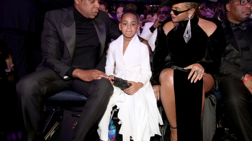 Všetky oči na mne. Blue Ivy (6) má svojich slávnych rodičov omotaných okolo prsta.