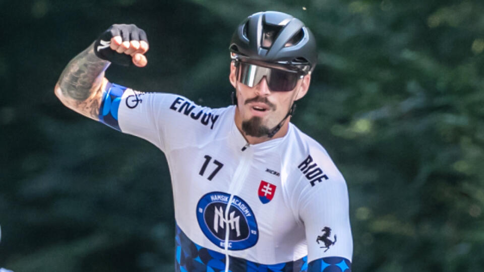 Marek Hamšík prišiel do cieľa cyklistických pretekov Letape Slovakia, ktoré končili na bratislavskom Kamzíku víťazoslávne.
