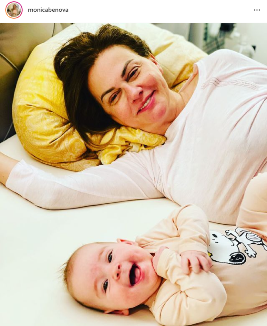 Najkrajší darček v podobe širokého úsmevu darovala Monike Beňovej jej dcérka Lea.