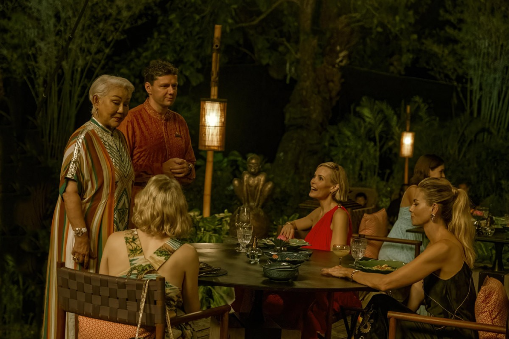 Tretia séria seriálu Biely lotos (The White Lotus) dorazila 17. februára na HBO a Max.