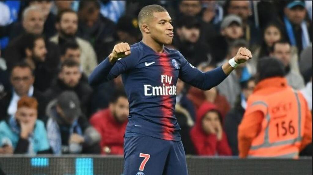 Kylian Mbappé je na deviatej priečke. Presné zárobky nájdete vo videu.