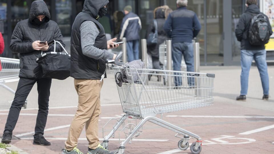 Slovenské obchody počas epidémie koronavírusu