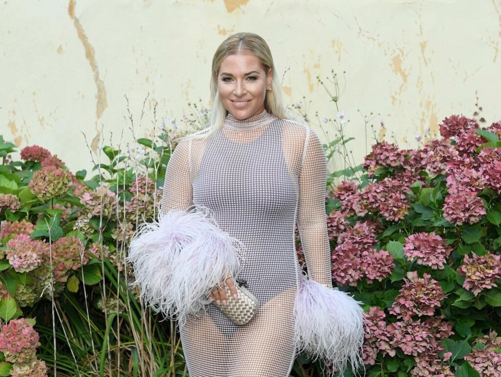 Bývalá tenistka sa objavila na párty známej kliniky krásy v Prahe, kde bola stredobodom pozornosti vďaka svojmu outfitu.