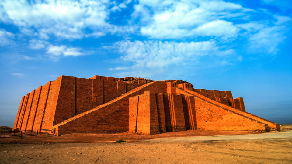 Restored,Ziggurat,In,Ancient,Ur,,Sumerian,Temple,,Iraq