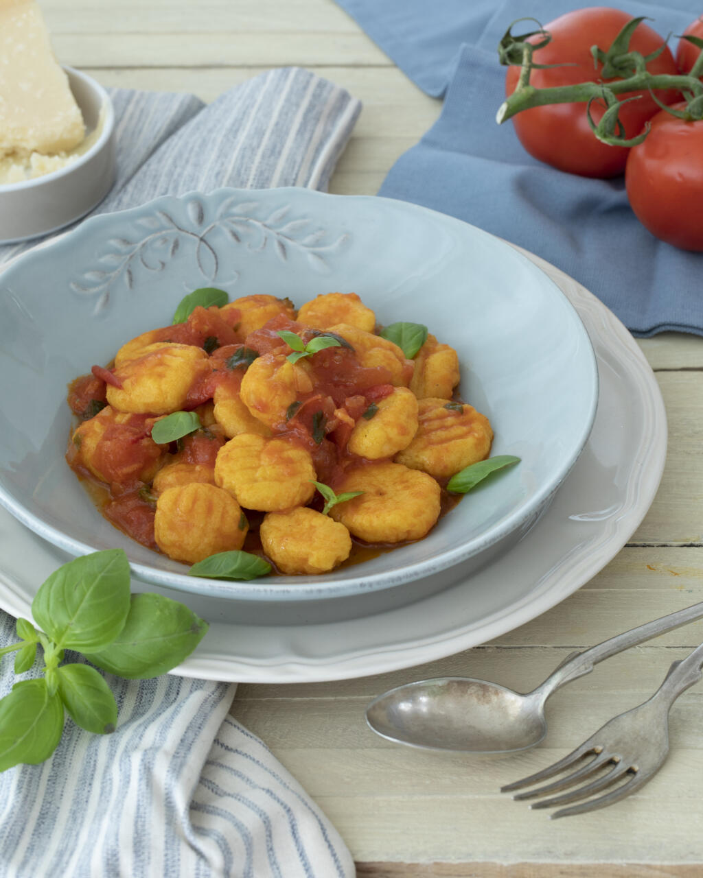 Tekvicové gnocchi s paradajkovou omáčkou.